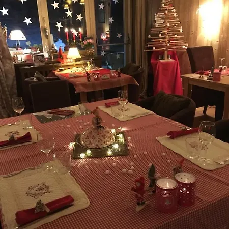 Aparthotel Et Restaurant L'adray 3*