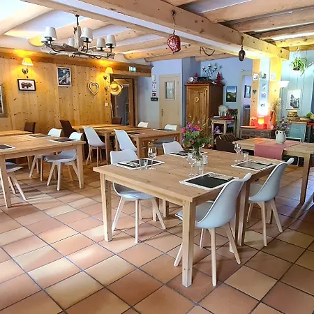 Aparthotel Et Restaurant L'adray Longefoy